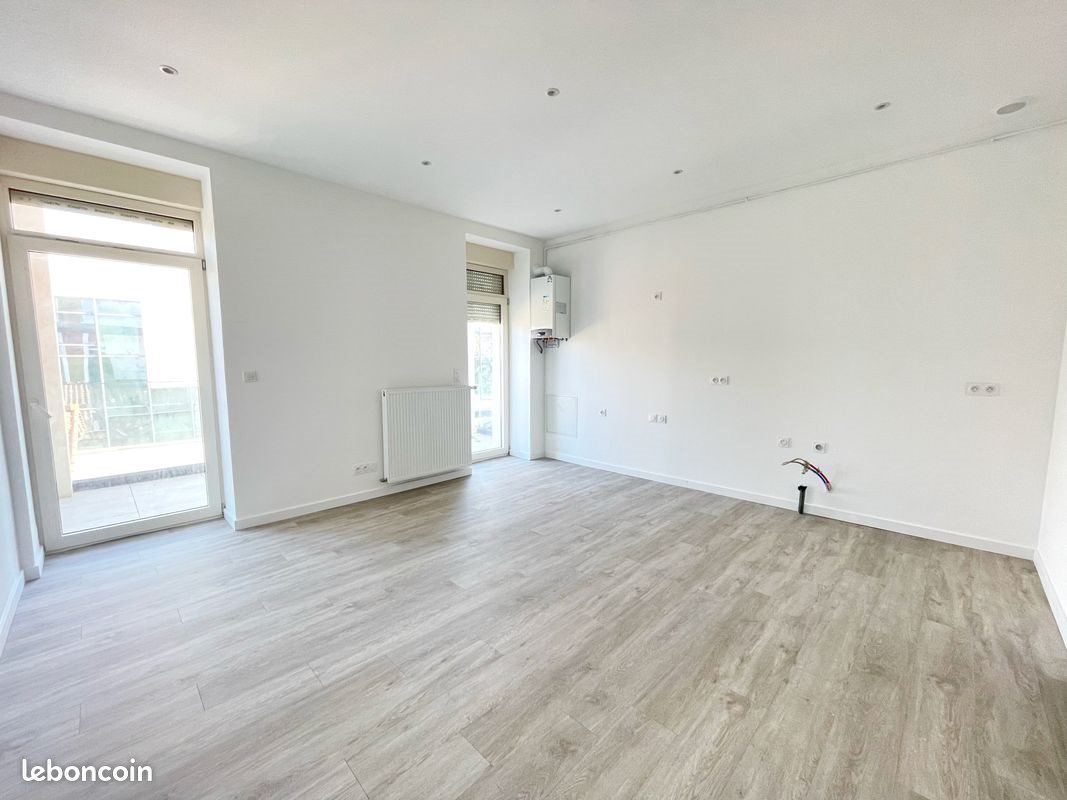 Appartement à vendre, 43m², Pont-Evêque