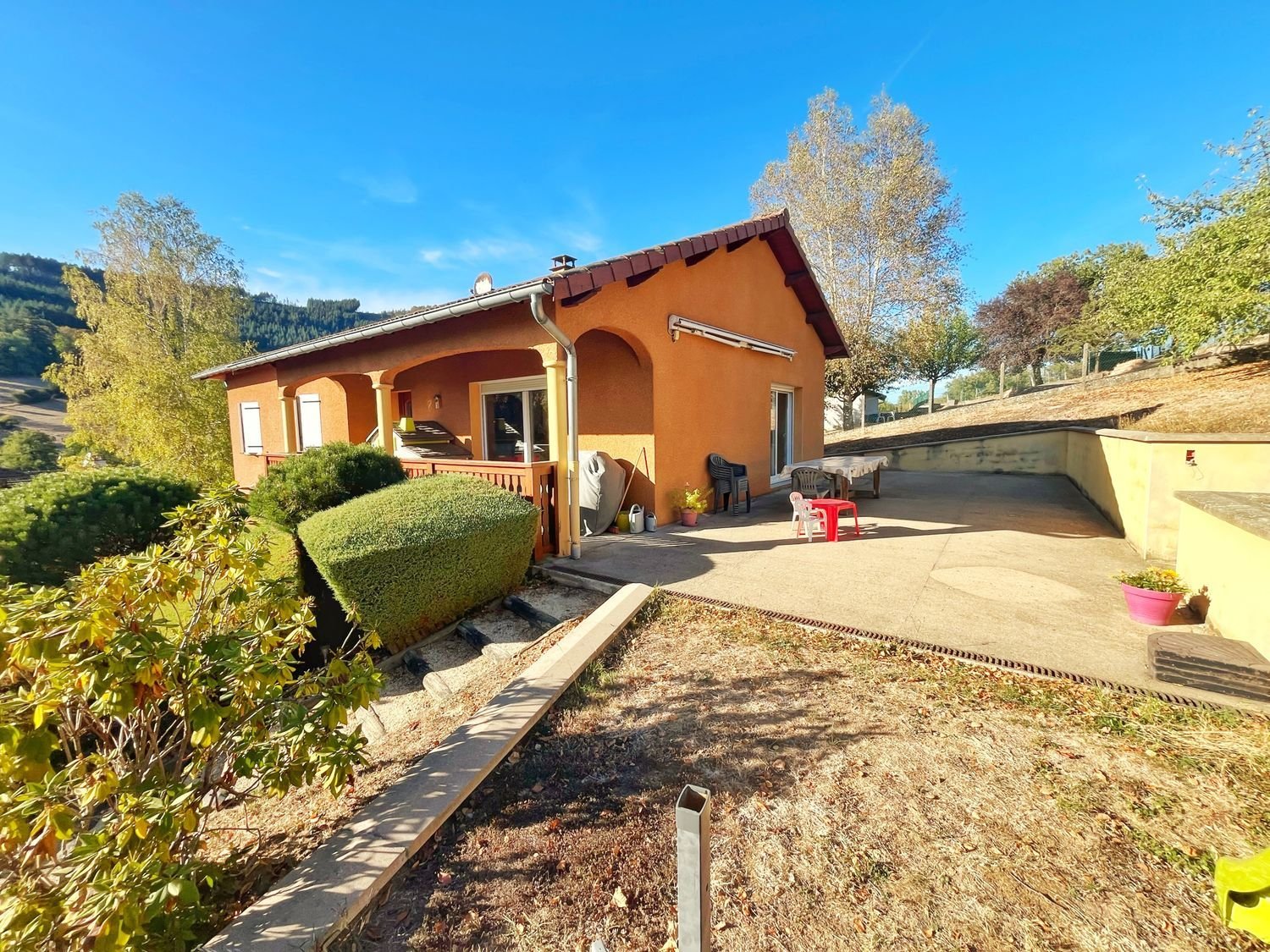 Maison à vendre, 120m², Cublize