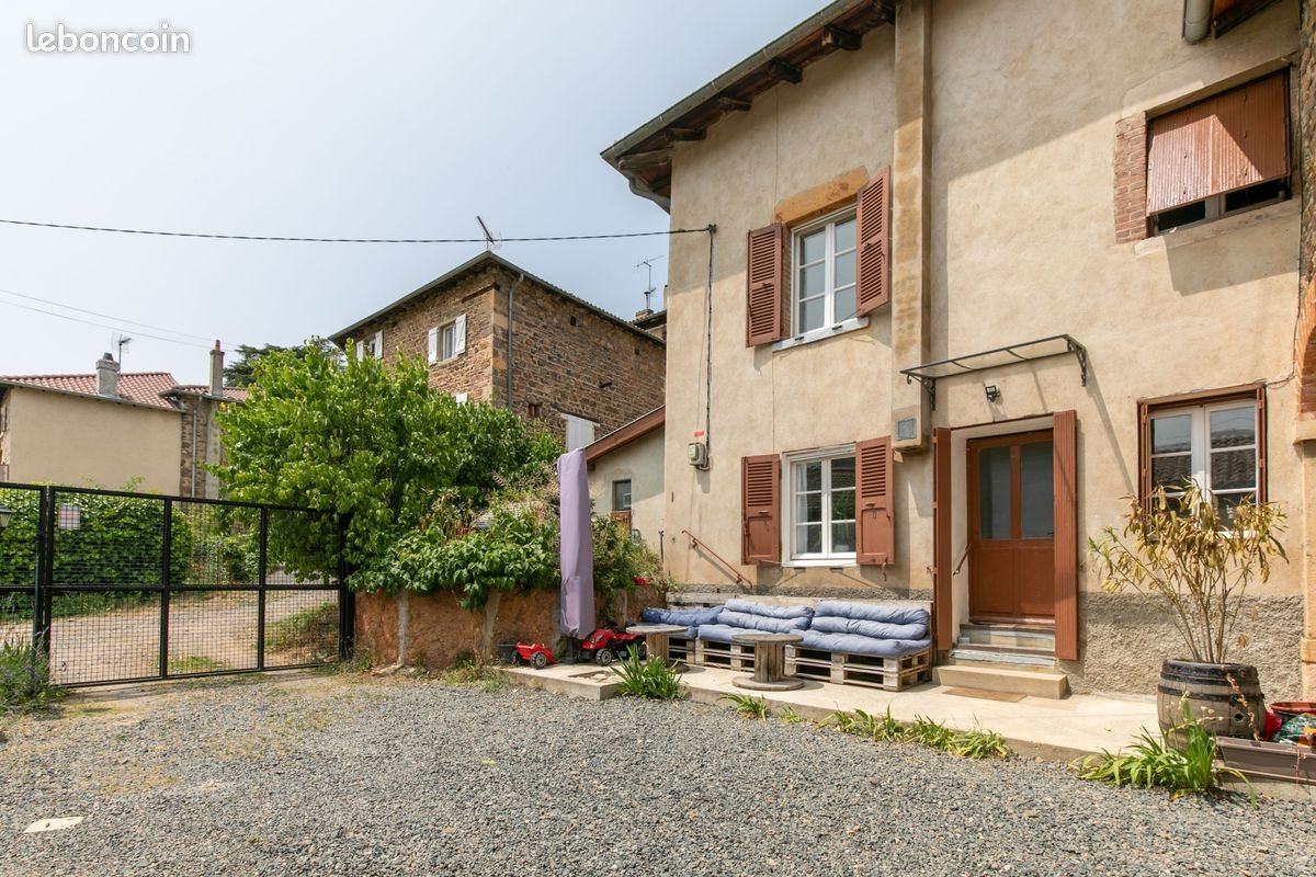 Maison à vendre, 74m², Vaux-en-Beaujolais