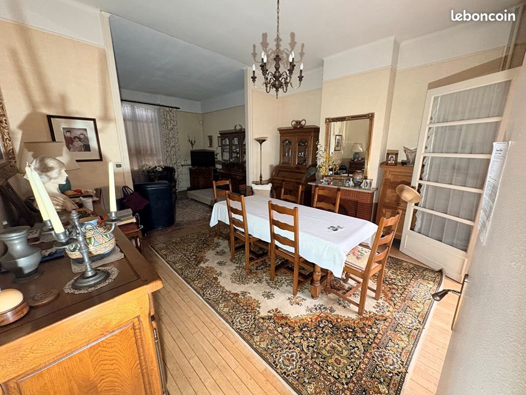 Maison à vendre, 191m², Saint-Quentin