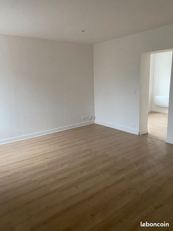 Maison à louer, 113m², Origny-Sainte-Benoite