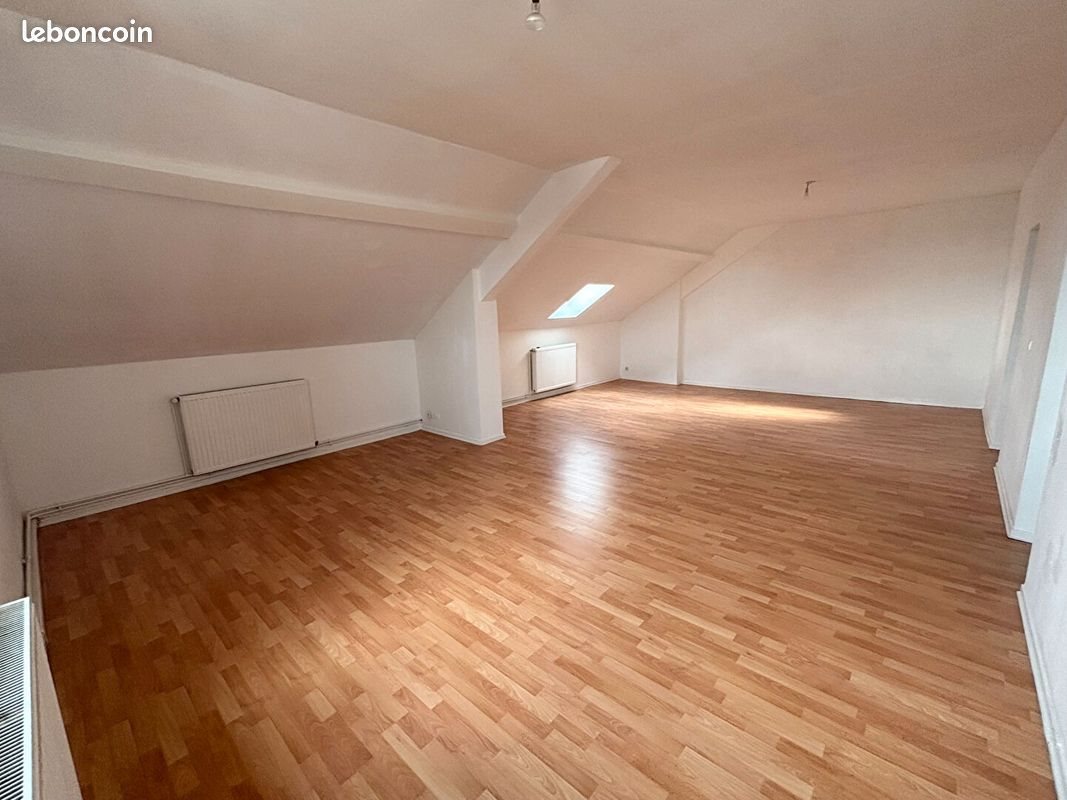 Appartement à louer, 106m², Guise
