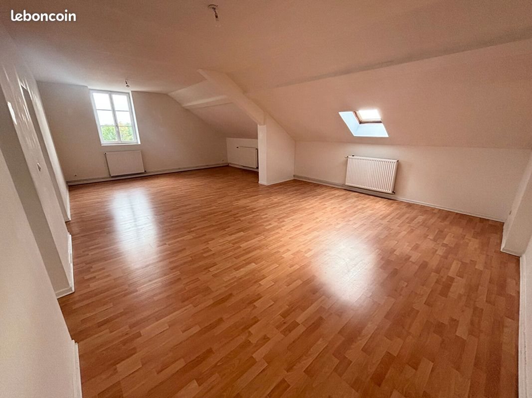 Appartement à louer, 106m², Guise