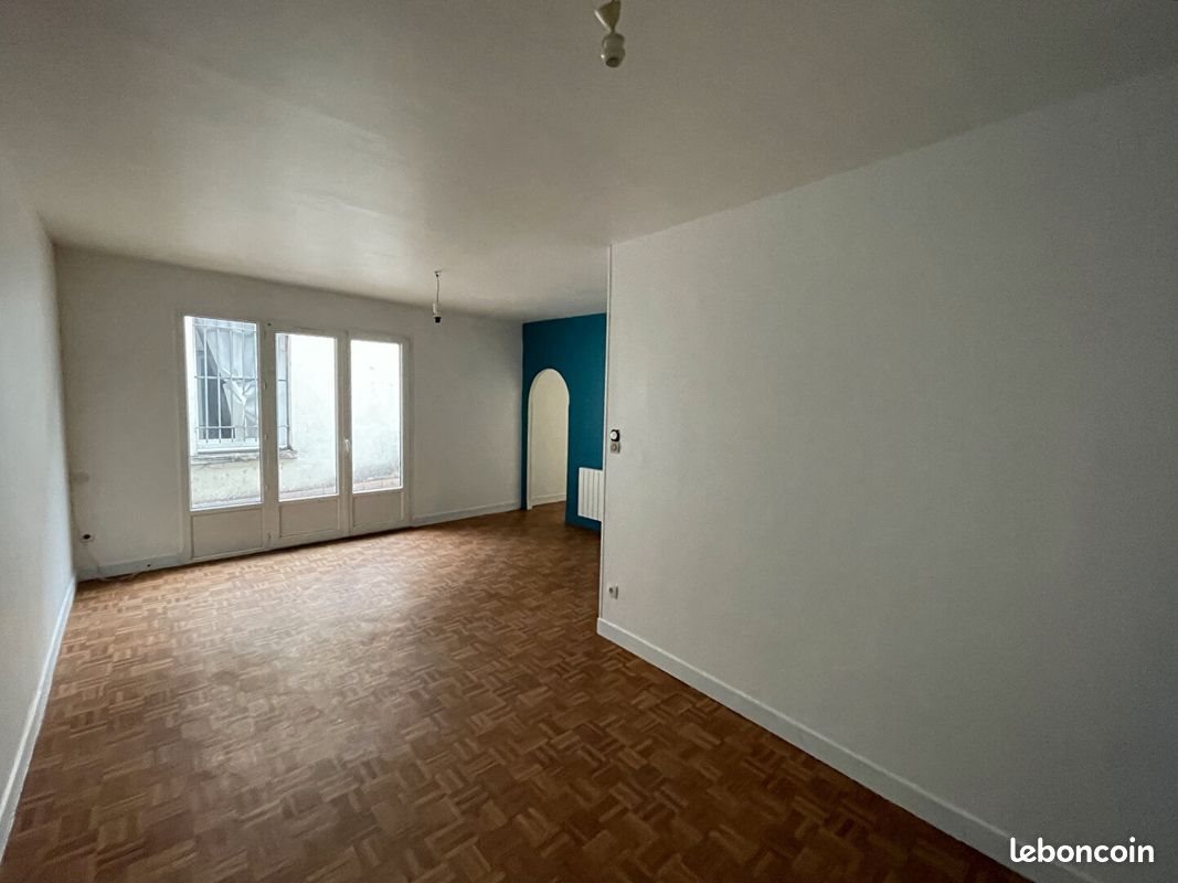 Appartement à louer, 48m², Marle