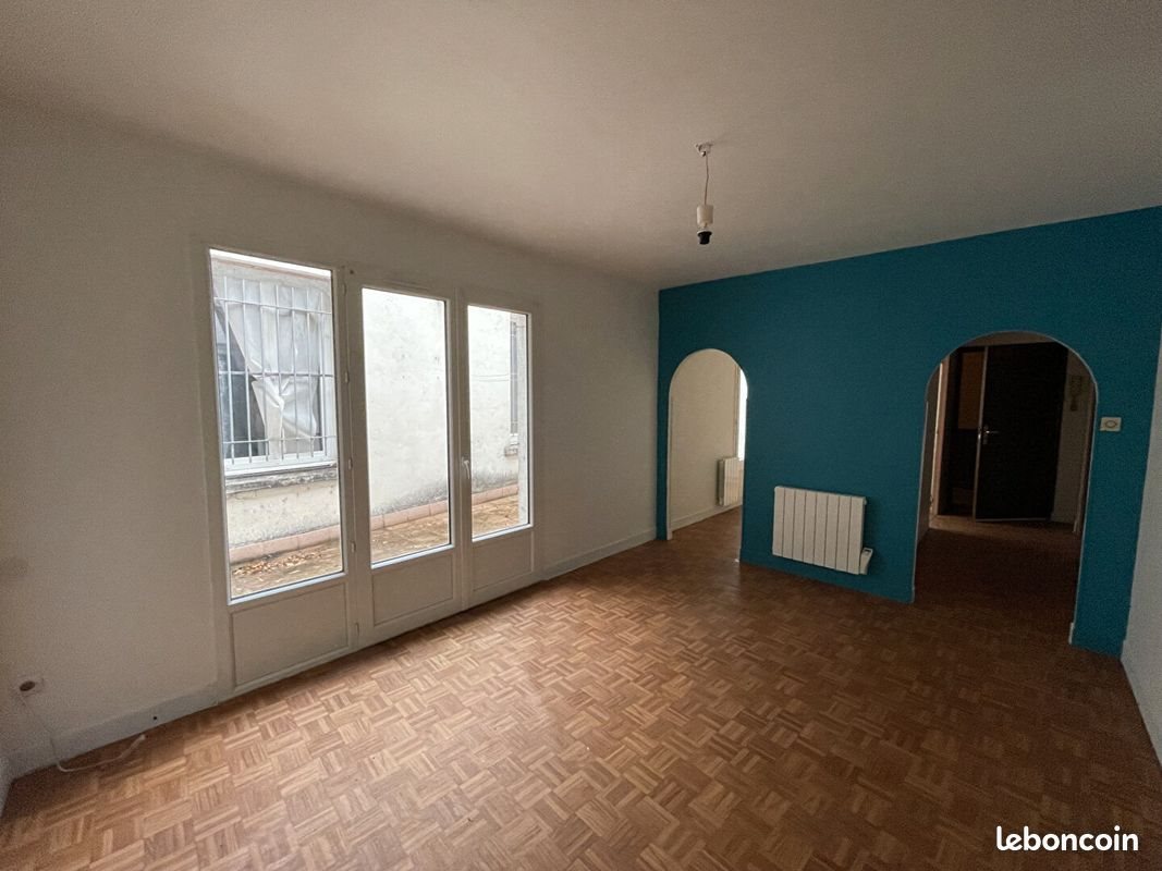 Appartement à louer, 48m², Marle