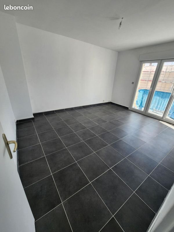 Appartement à louer, 68m², Noyon