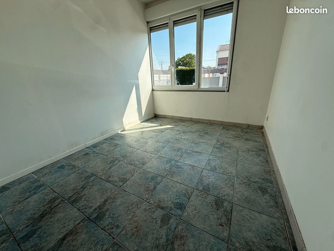 Appartement à louer, 50m², Marle
