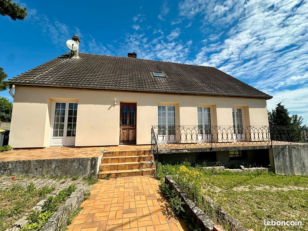 Maison à vendre, 200m², Cuts