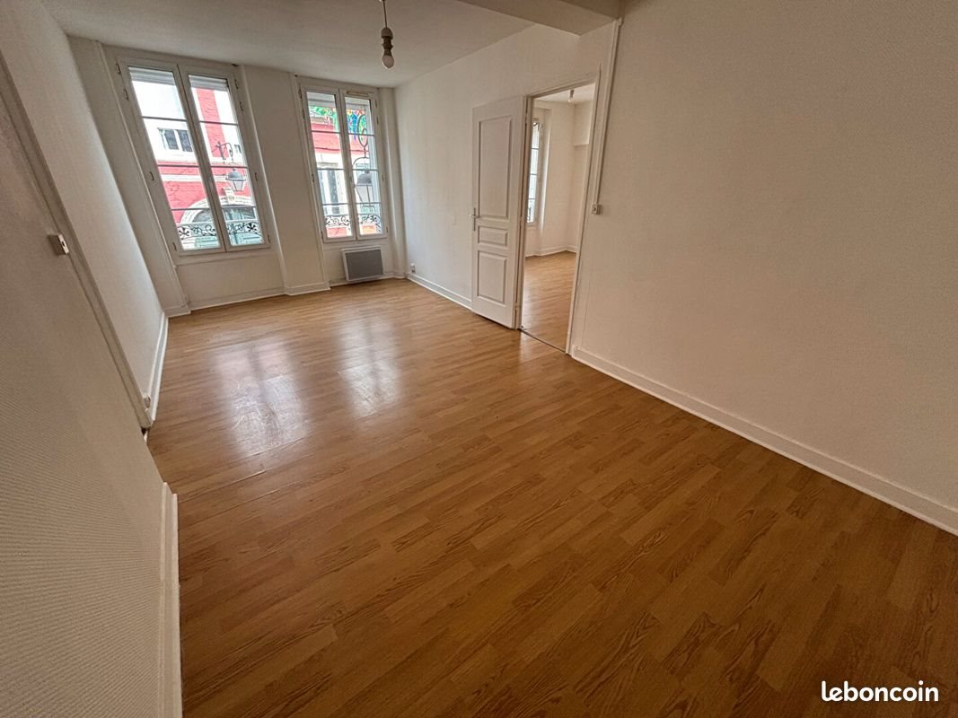 Appartement à louer, 62m², Guise