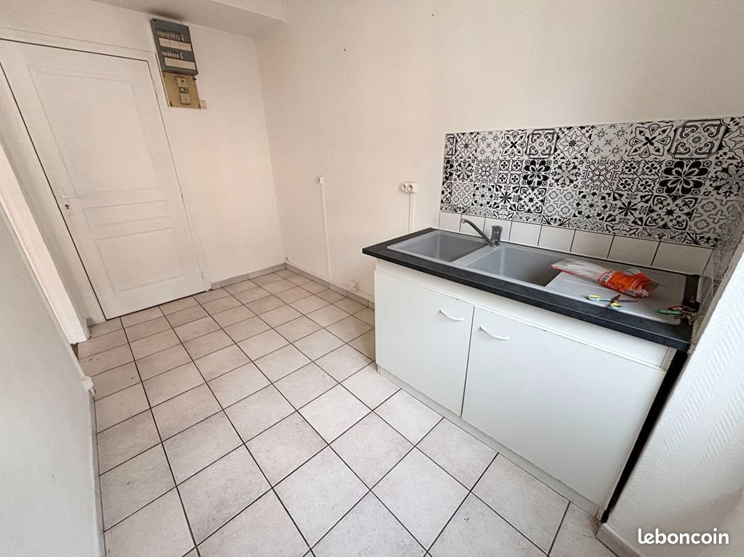 Appartement à louer, 62m², Guise