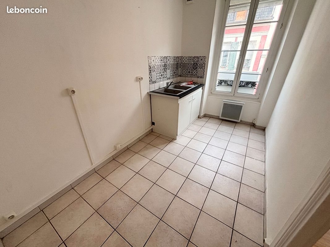 Appartement à louer, 62m², Guise