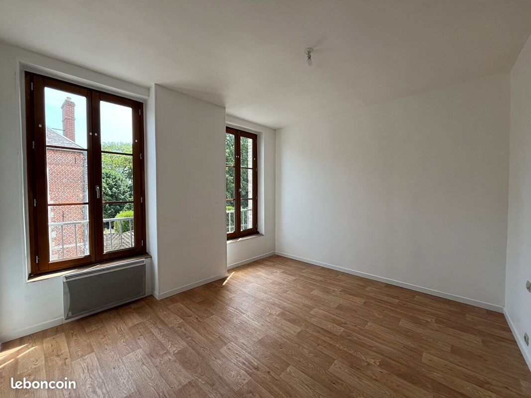 Appartement à louer, 61m², Marle