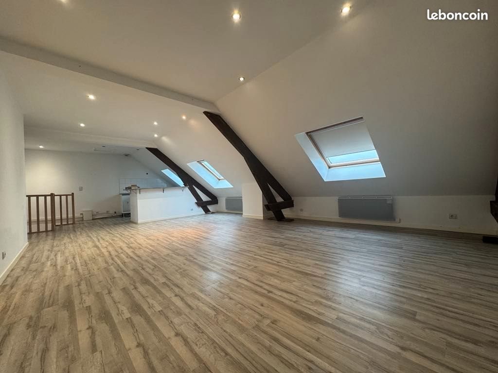 Appartement à louer, 90m², Viry-Noureuil