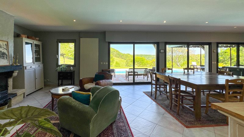 Maison à vendre, 220m², Montcuq