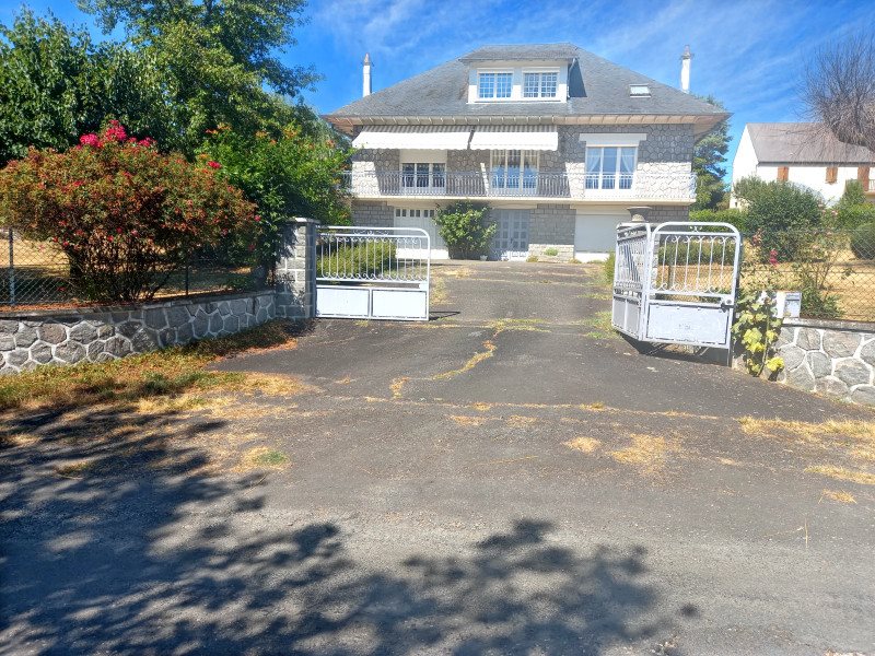 Maison à vendre, 261m², Espartignac