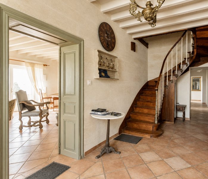 Maison à vendre, 350m², Saint-Maigrin