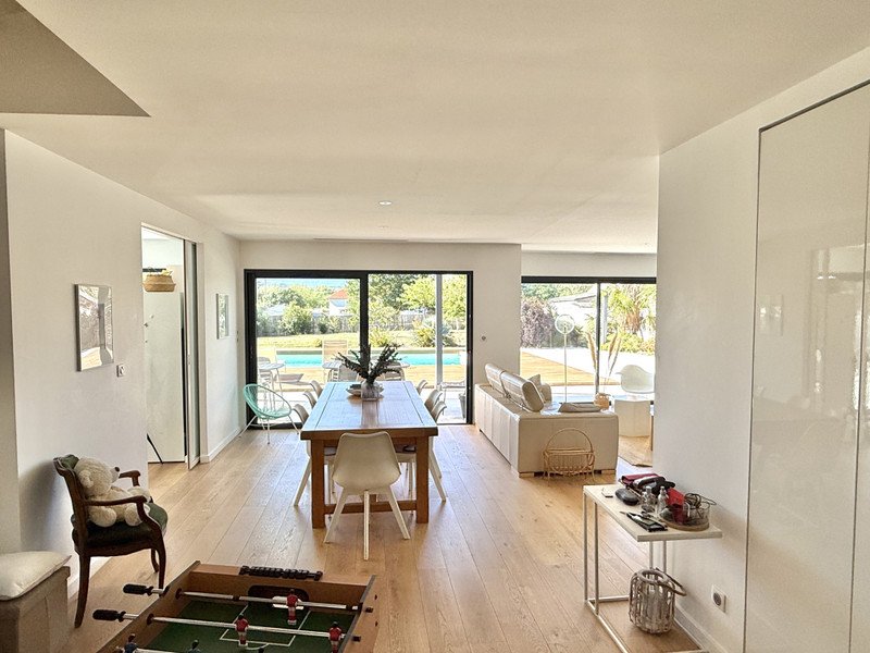 Maison à vendre, 176m², Estancarbon