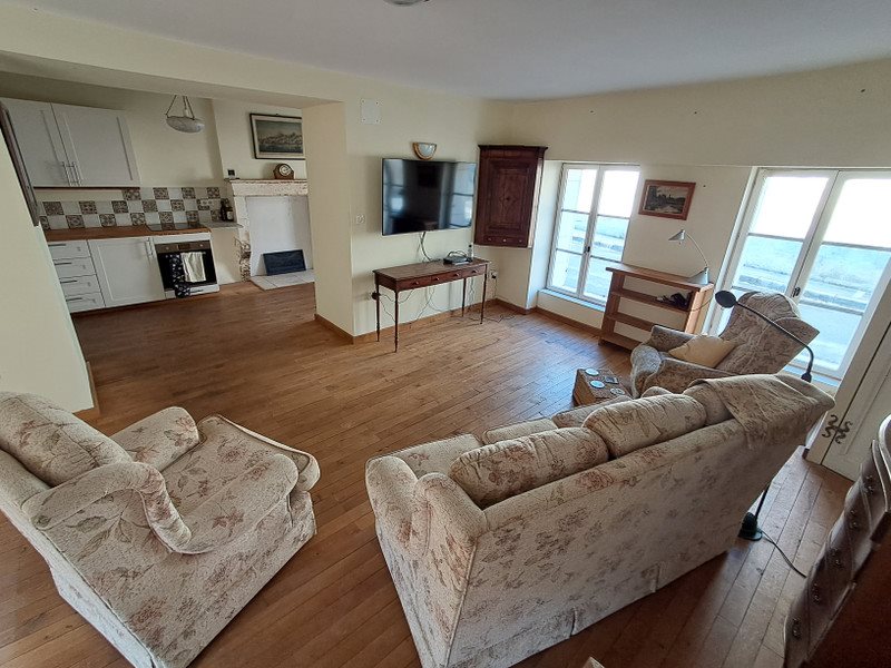 Maison à vendre, 287m², Neuvicq-le-Château