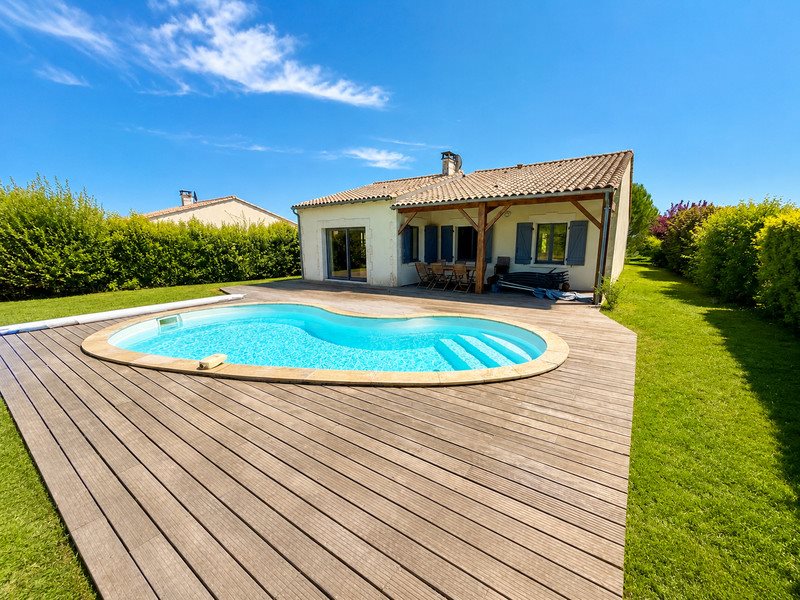 Maison à vendre, 127m², Chalais