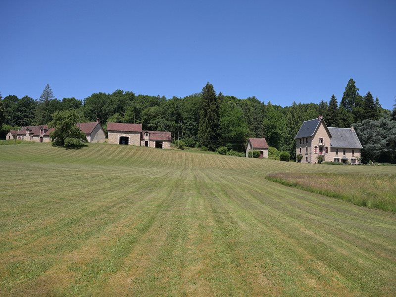 Maison à vendre, 464m², Condat-sur-Ganaveix