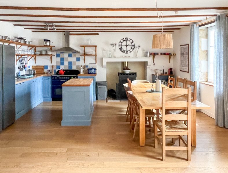 Maison à vendre, 173m², Nanteuil-en-Vallée