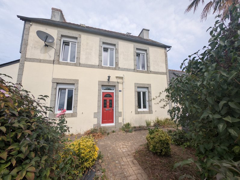 Maison à vendre, 118m², Poullaouen