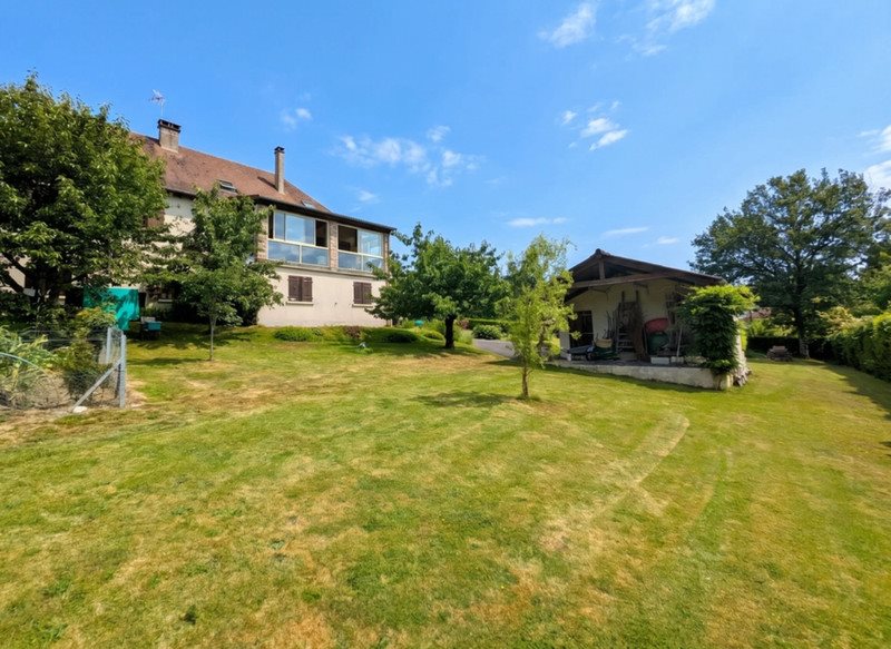 Maison à vendre, 165m², Lubersac