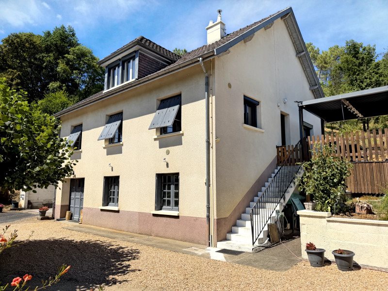 Maison à vendre, 140m², Nantheuil