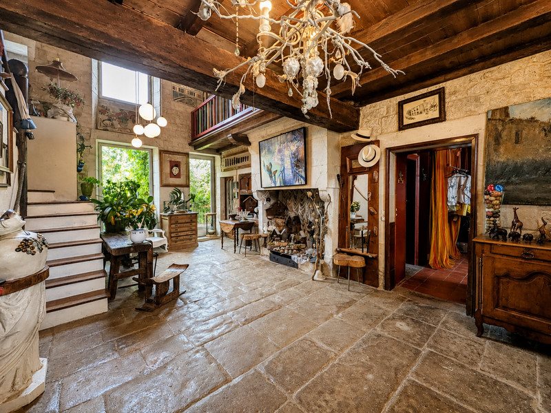 Maison à vendre, 379m², La Crèche