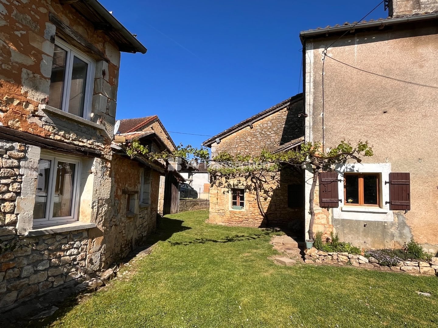 Maison à vendre, 110m², Javerlhac-et-la-Chapelle-Saint-Robert