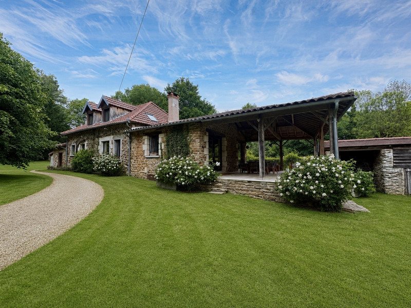 Maison à vendre, 170m², Saint-Jory-de-Chalais