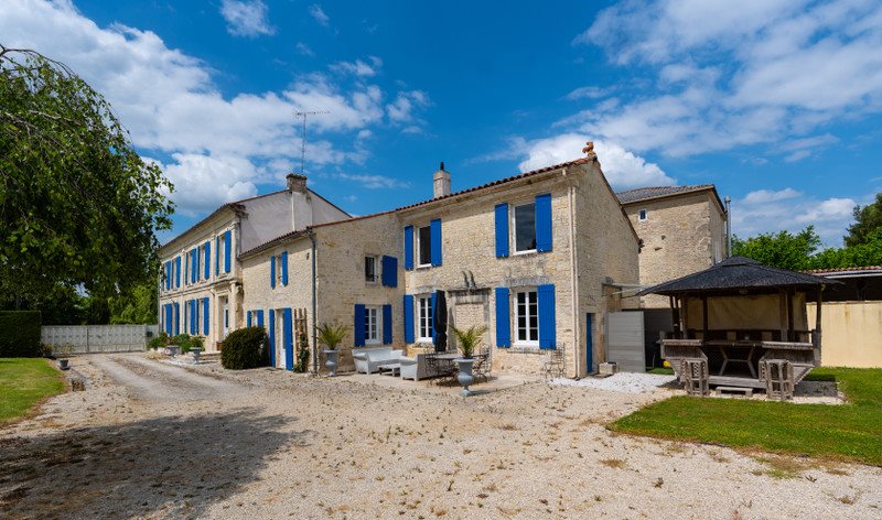 Maison à vendre, 310m², Vouhé