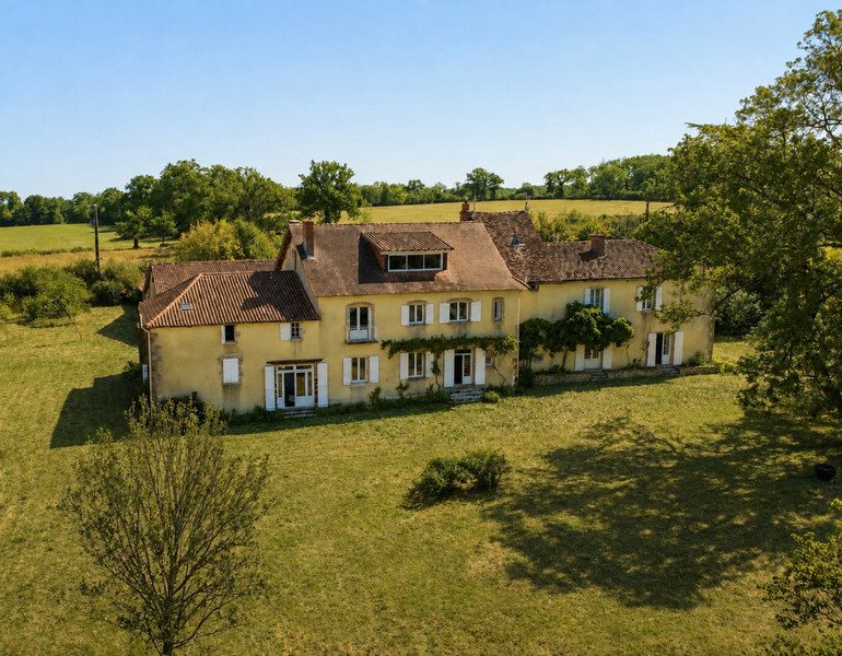 Maison à vendre, 895m², Hiesse