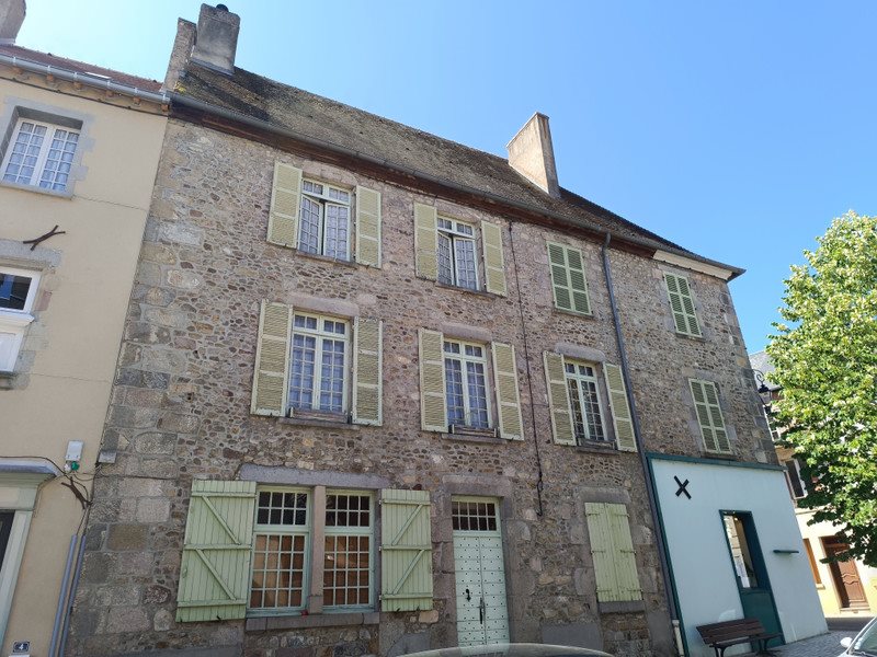 Maison à vendre, 197m², Evaux-les-Bains