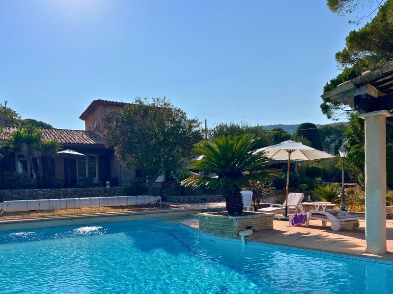 Maison à vendre, 188m², Peymeinade