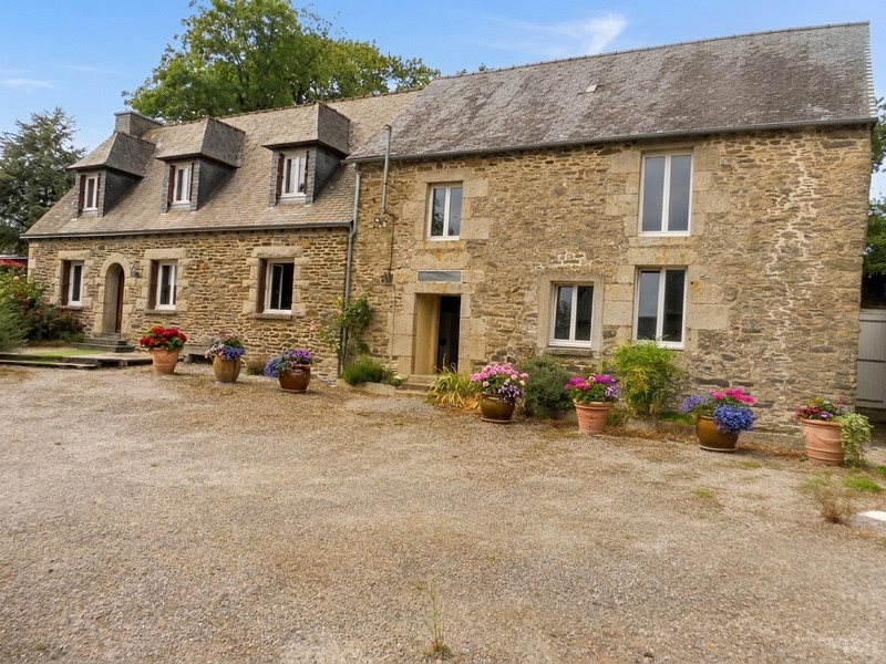 Maison à vendre, 125m², Allineuc