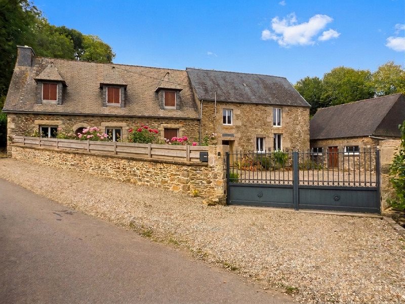 Maison à vendre, 125m², Allineuc