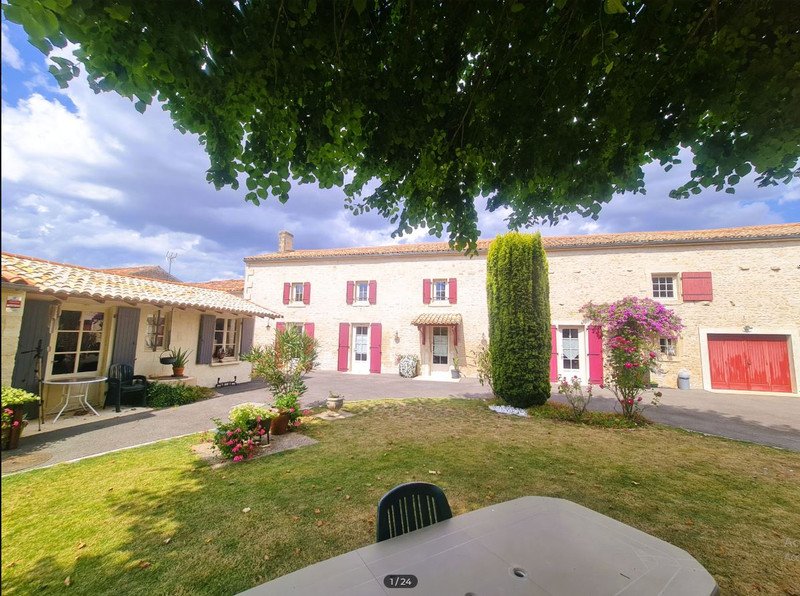 Maison à vendre, 150m², Saint-Pompain