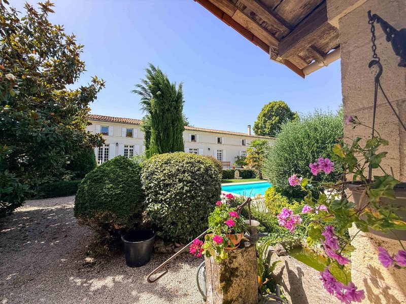 Maison à vendre, 482m², Saint-Hilaire-de-Villefranche