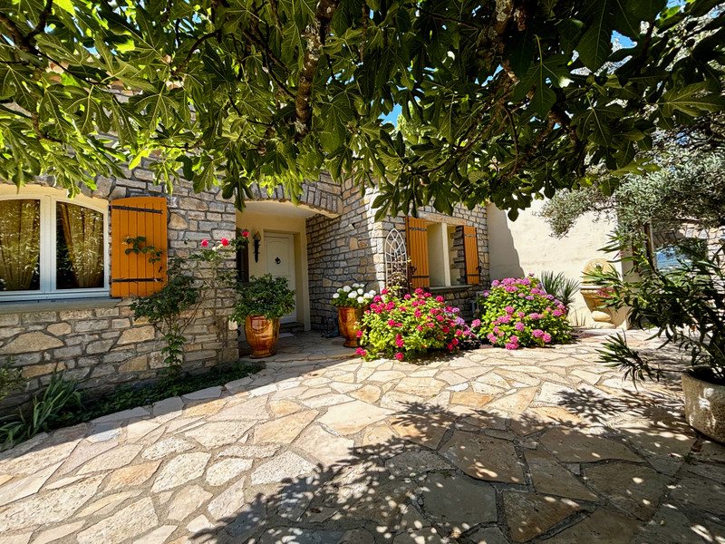 Maison à vendre, 165m², Saint-Privat-des-Vieux