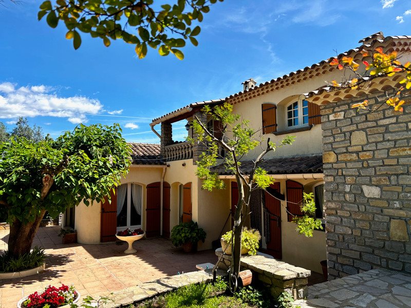 Maison à vendre, 165m², Saint-Privat-des-Vieux