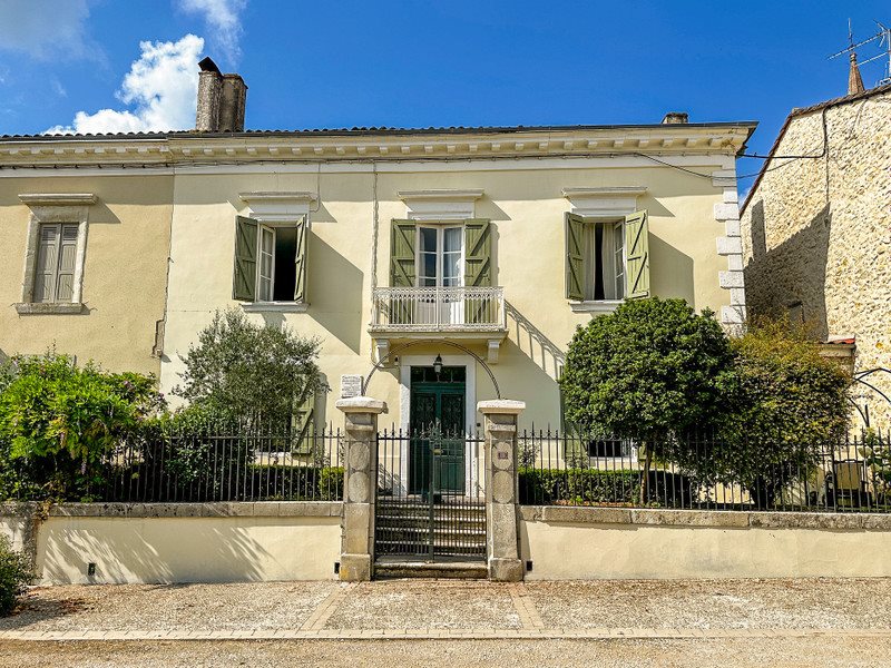 Maison à vendre, 287m², Sos
