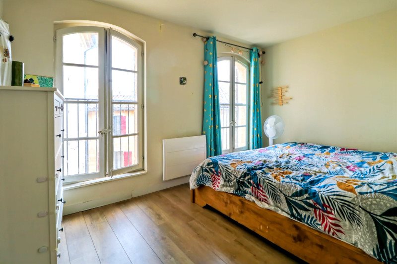 Appartement à vendre, 70m², Uzès