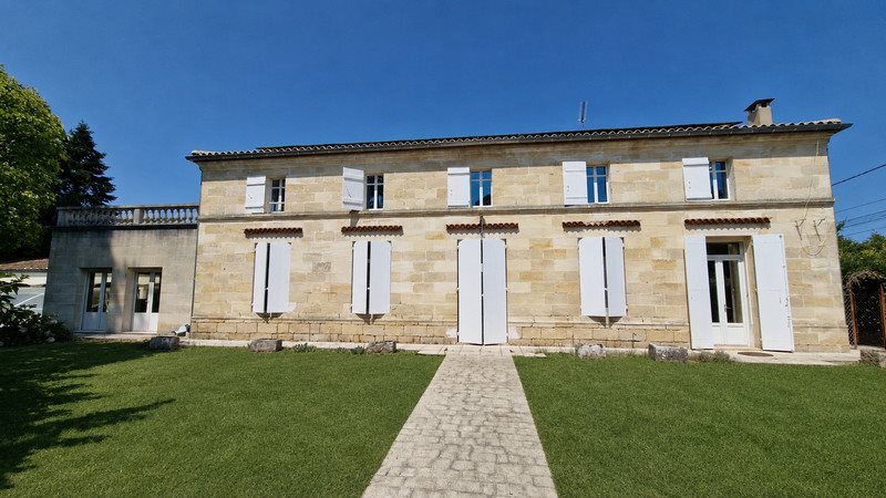 Maison à vendre, 370m², Coutras
