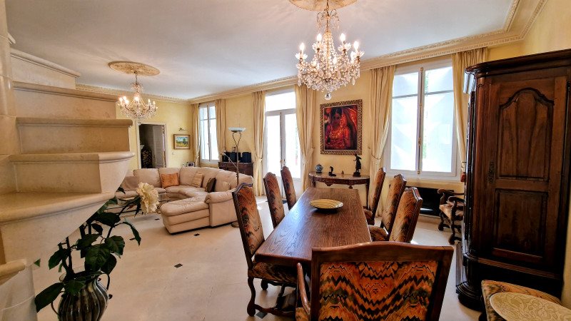 Maison à vendre, 370m², Coutras