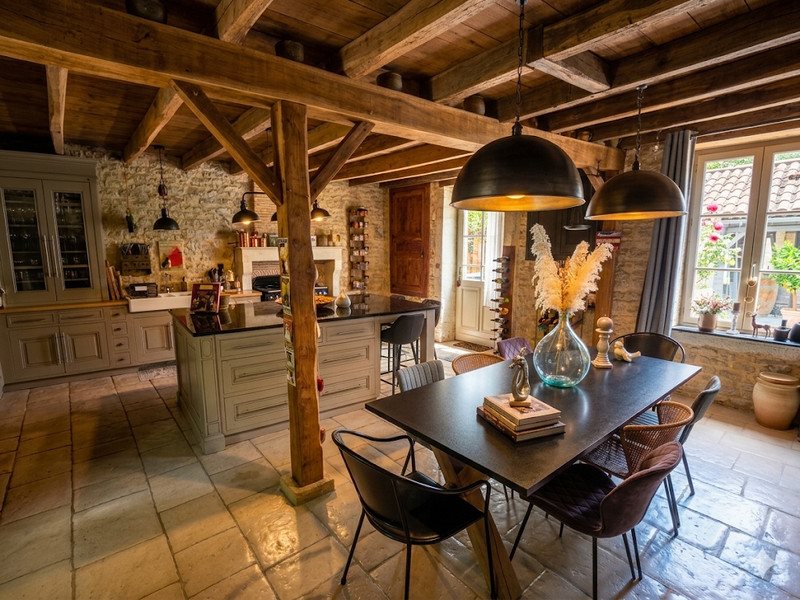 Maison à vendre, 165m², Nanteuil-en-Vallée