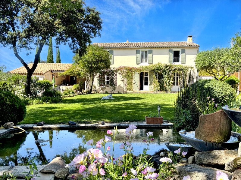 Maison à vendre, 185m², Vers-Pont-du-Gard