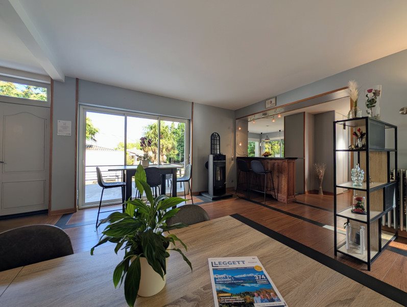 Maison à vendre, 298m², Aussillon
