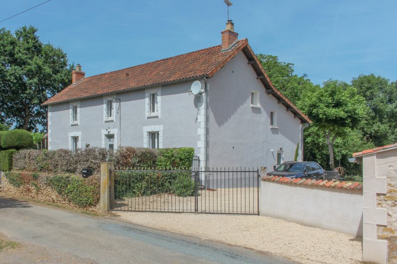 Maison à vendre, 192m², La Ferrière-en-Parthenay