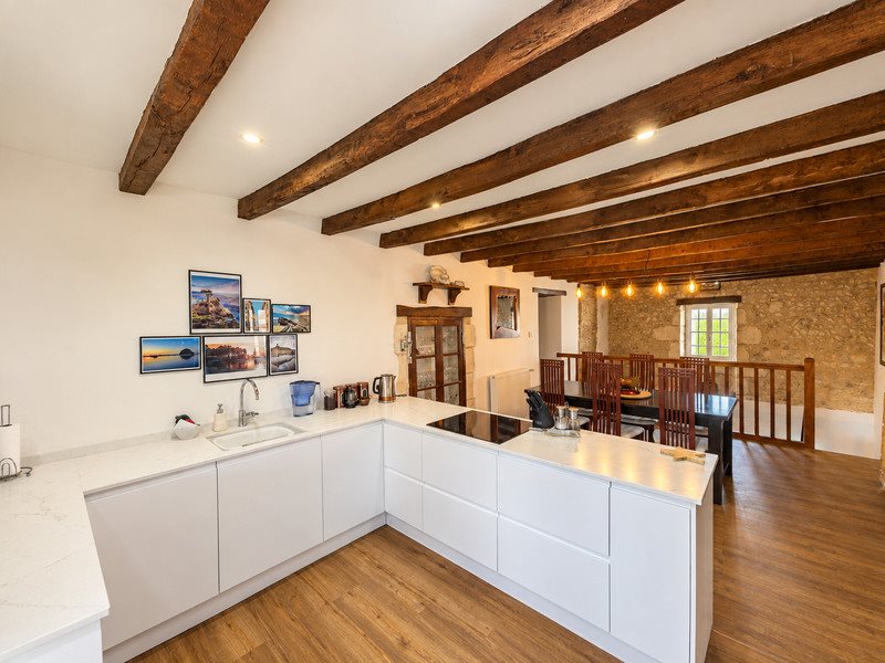 Maison à vendre, 352m², Saint-Romain